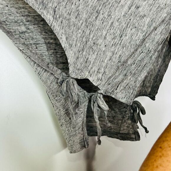 Emma & Sam Heather Gray Side Tie Linen Crop Tank Top - Picture 6 of 8